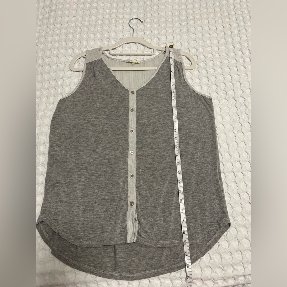 Jane + Delancey Gray Button Tank - Picture 8 of 8